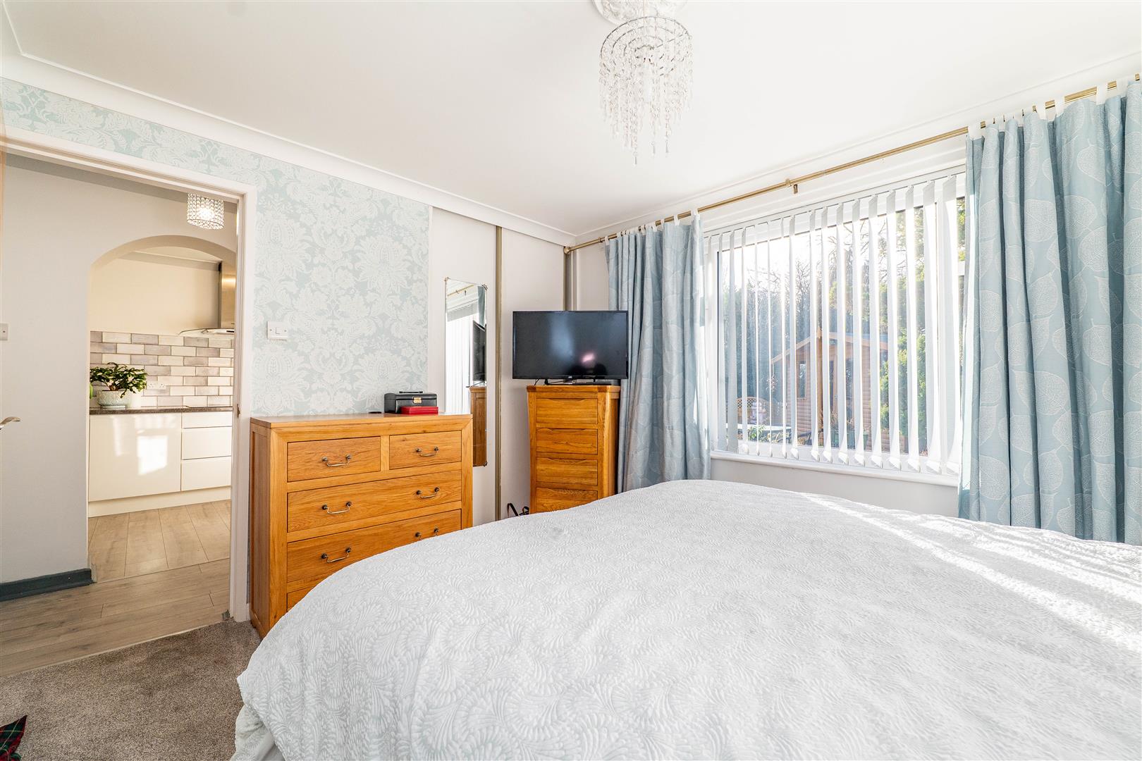 2 bed property in Graham Avenue, Preston